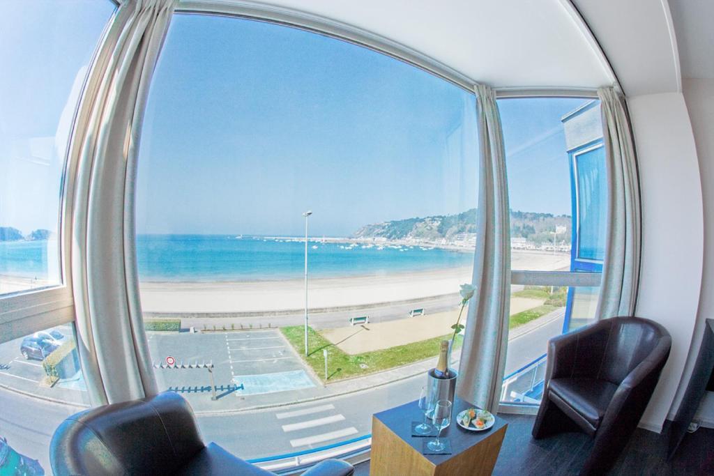 Hotel De La Plage Эрки Номер фото
