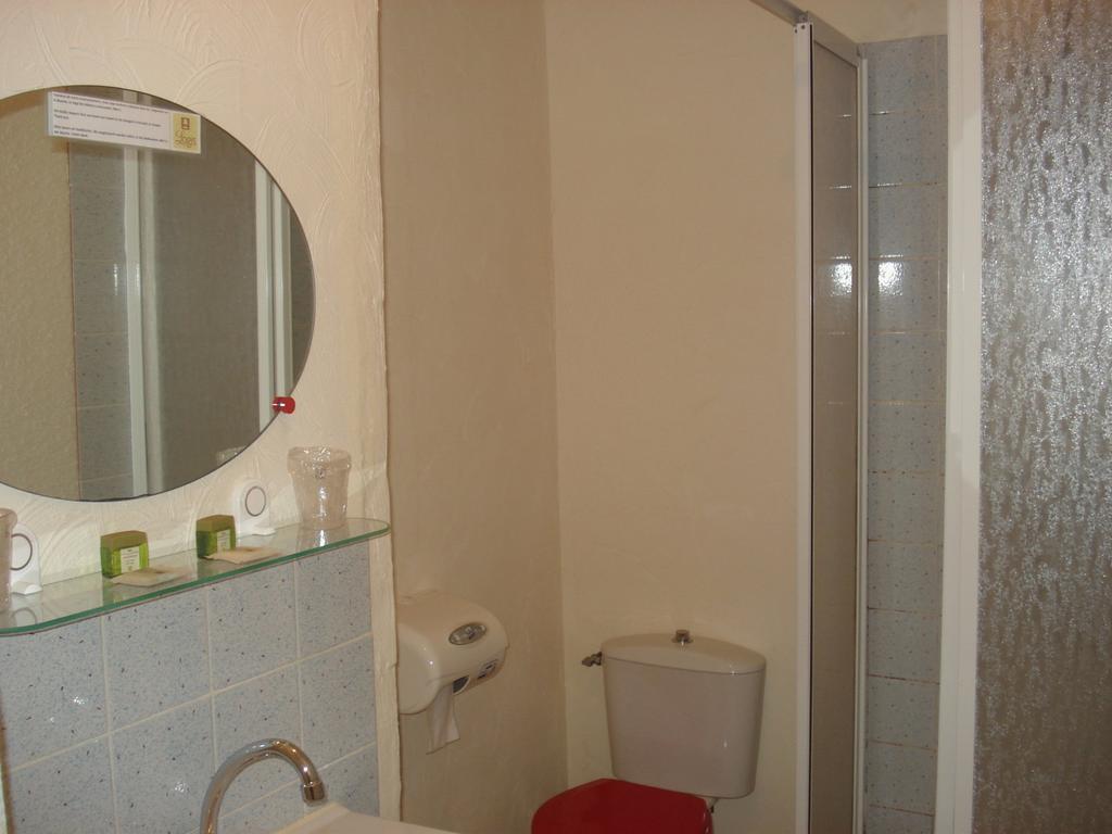 Hotel De La Plage Эрки Номер фото